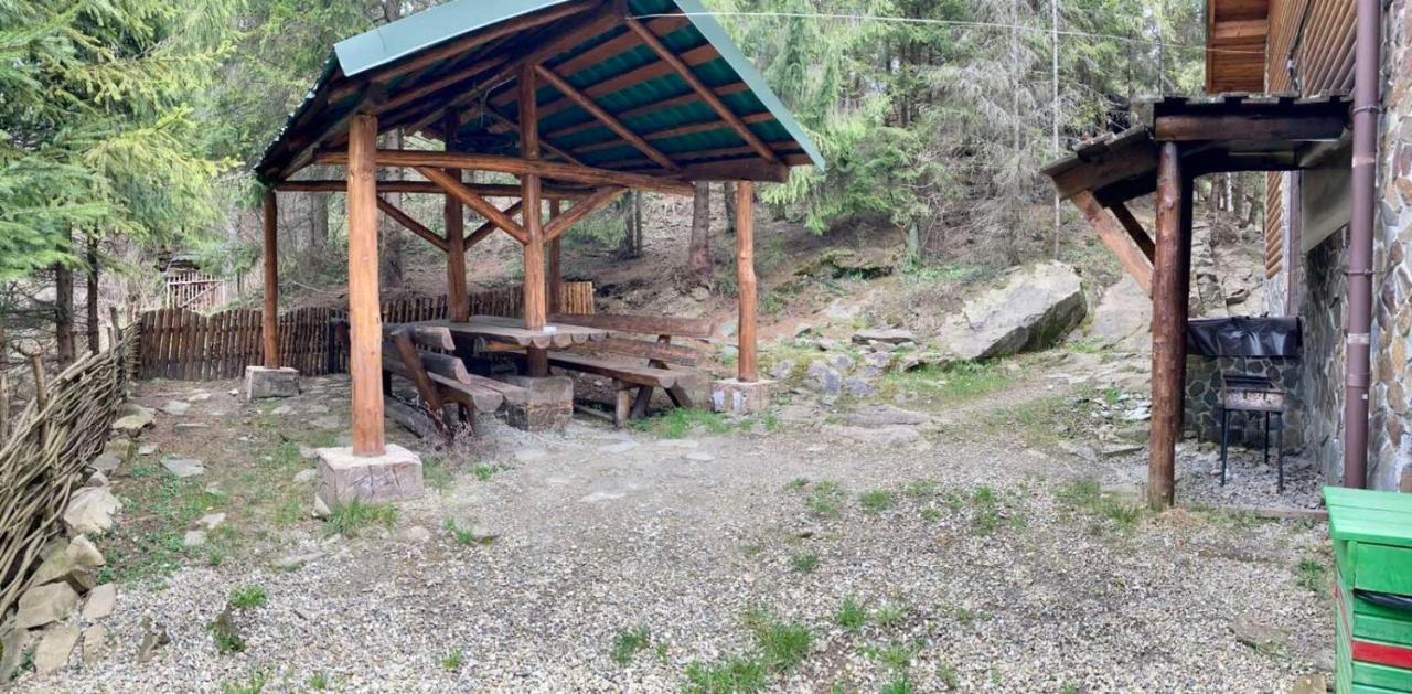 Hotel Skelia Volosjanka Exteriér fotografie