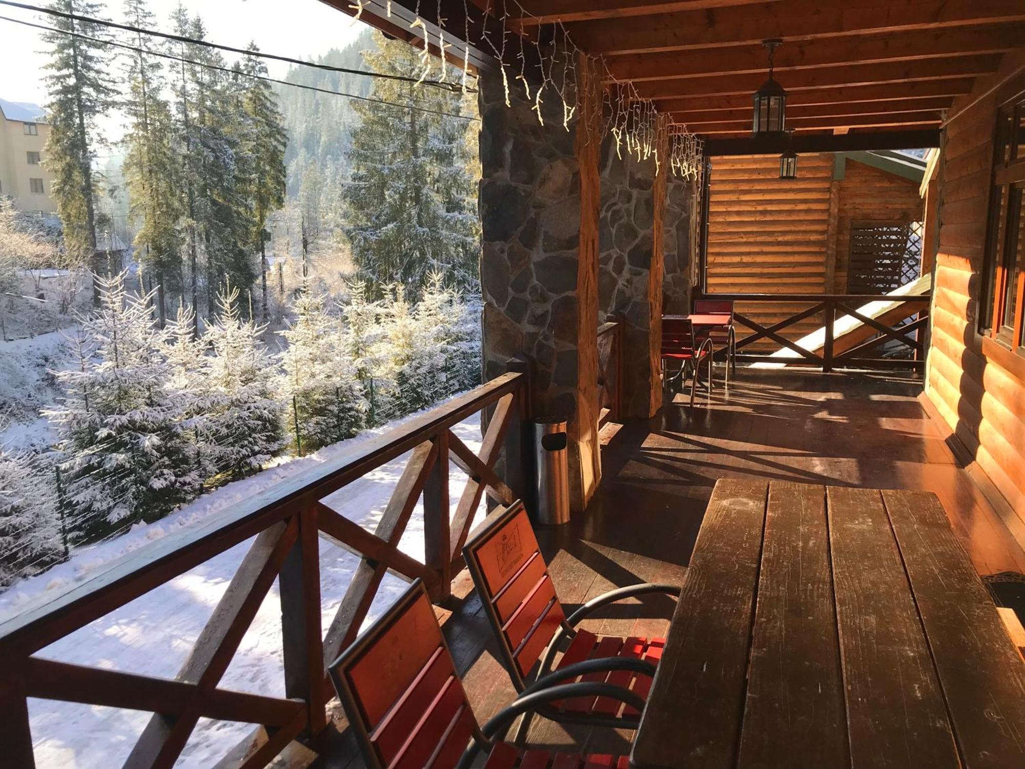 Hotel Skelia Volosjanka Exteriér fotografie